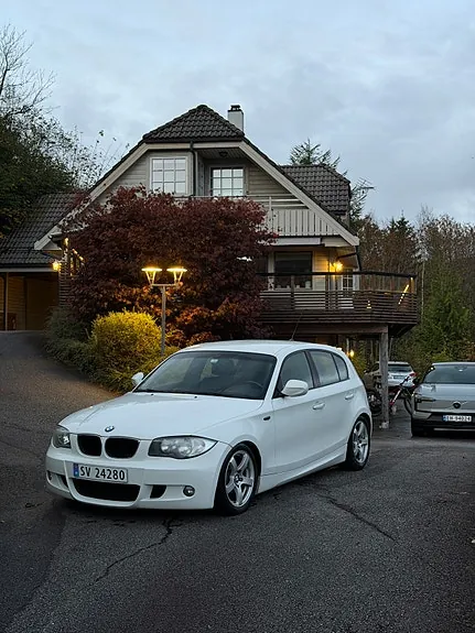 BMW 116I 2010 photo 2