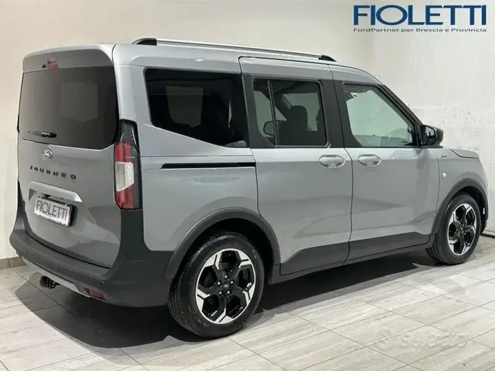 Ford Tourneo Courier 2025 photo 2