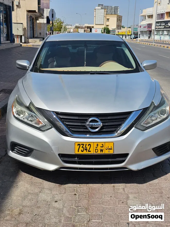 Nissan Altima 2018 photo 3