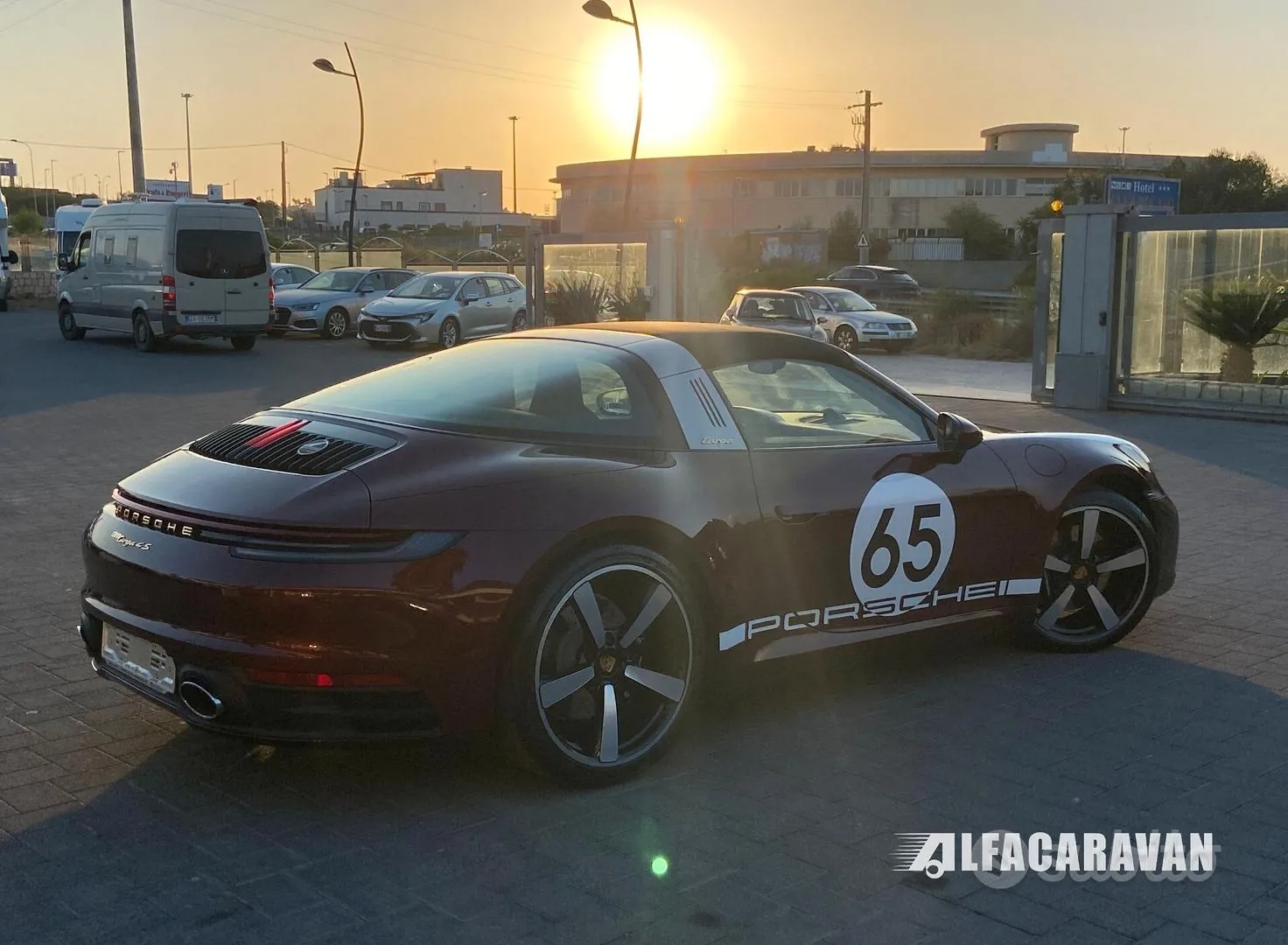 Porsche 911 2021 photo 4