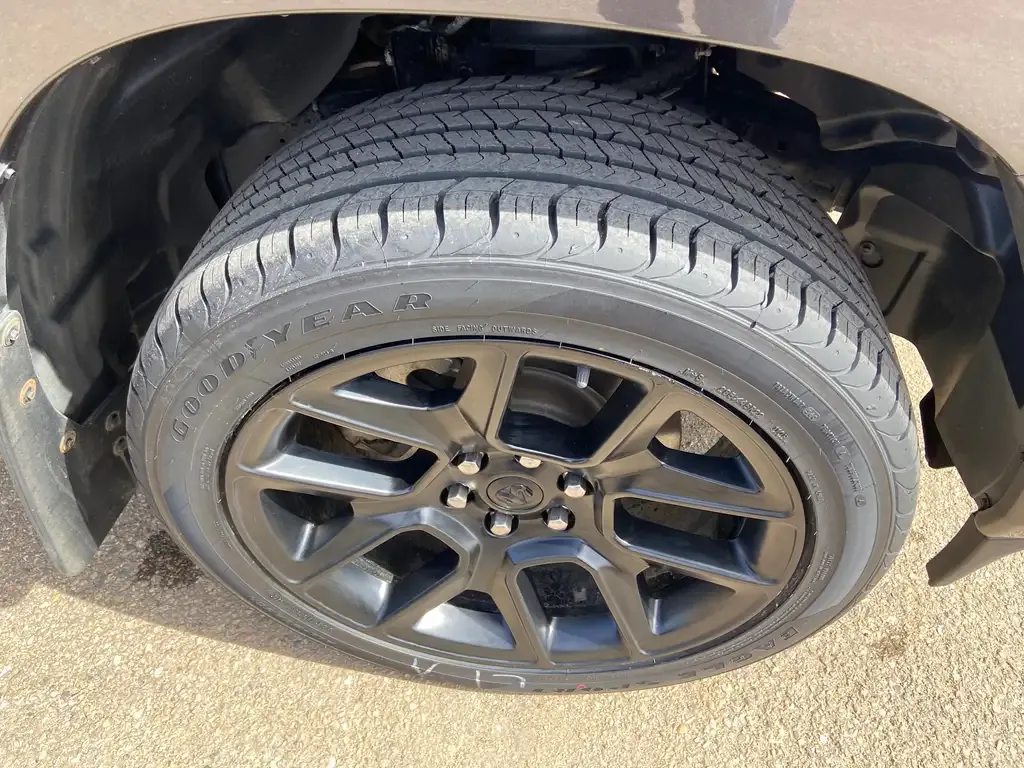 Ram 1500 2023 photo 3