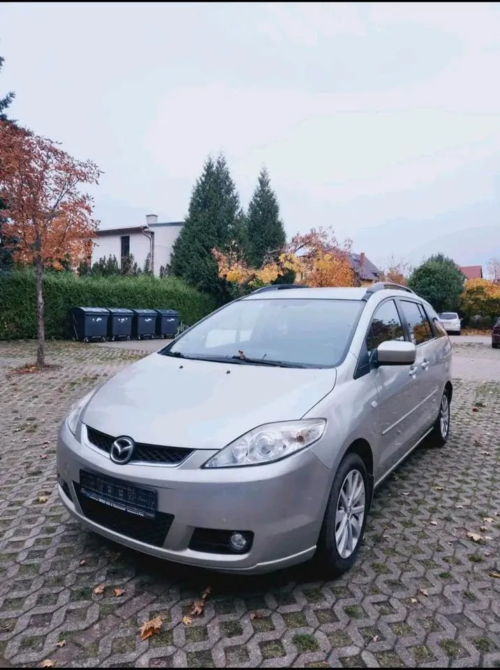 Mazda Mazda5