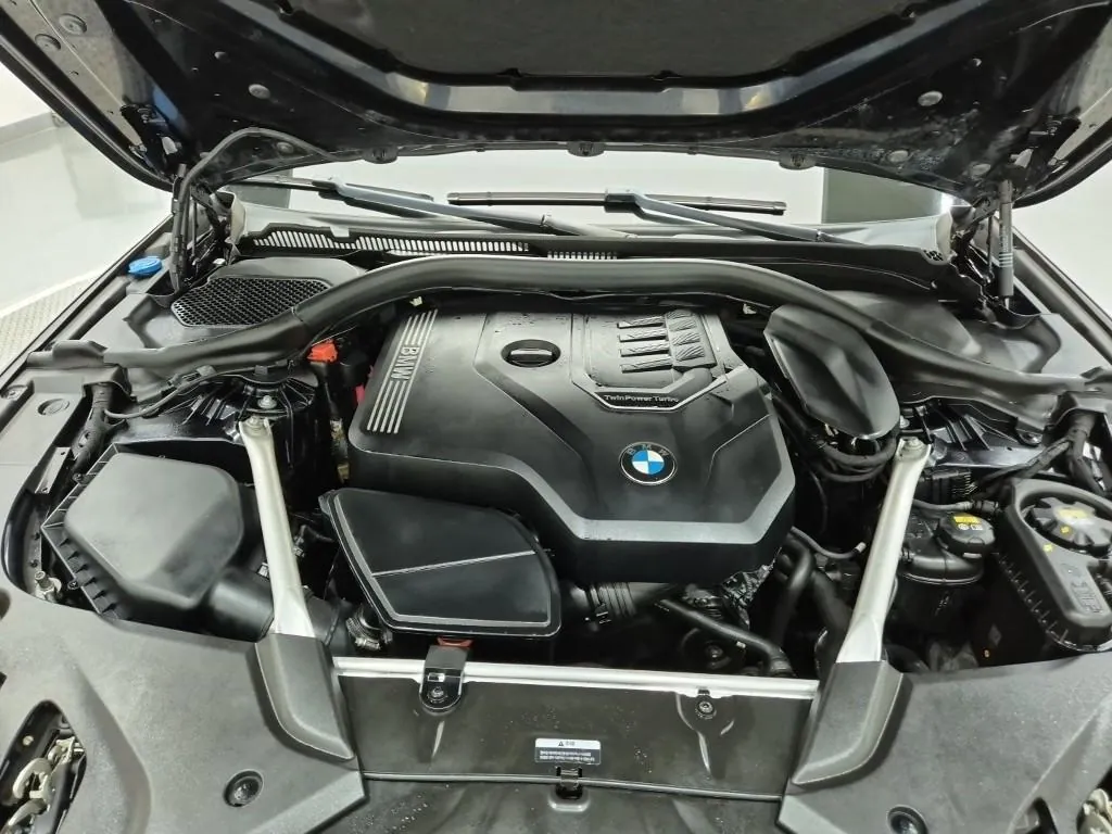 BMW 5 Series 2022 photo 5