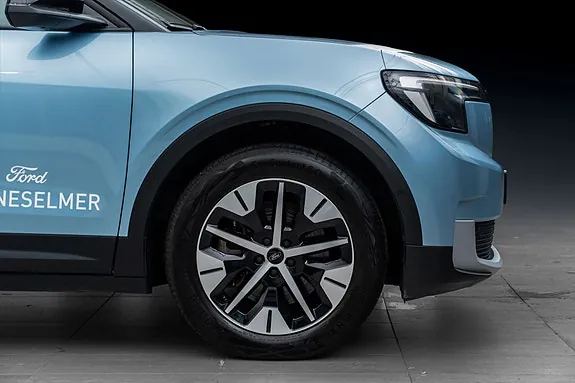 Ford Explorer 2025 photo 5