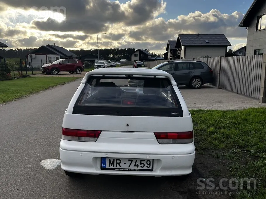 Suzuki Swift 2002 photo 5