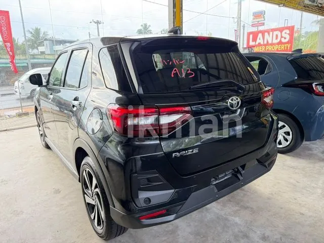 Toyota Raize photo 5