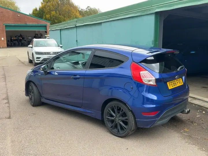 Ford Fiesta 2016 photo 4