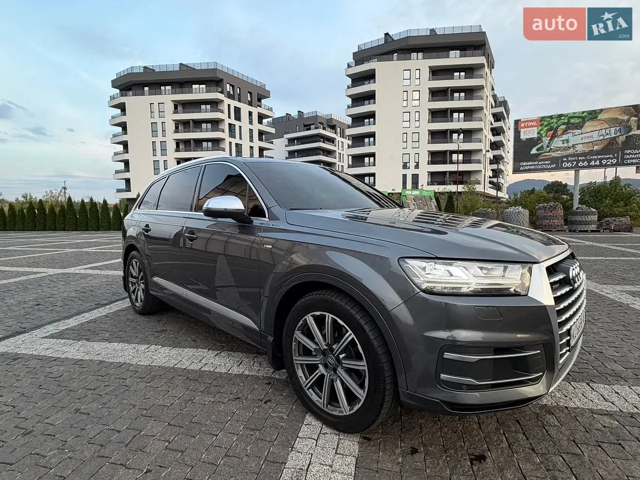 Audi Q7 2016 photo 2