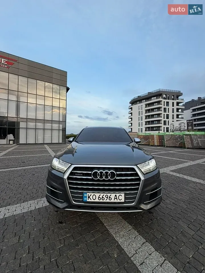 Audi Q7