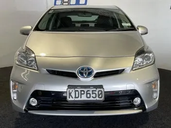 Toyota Prius 2014 photo 3