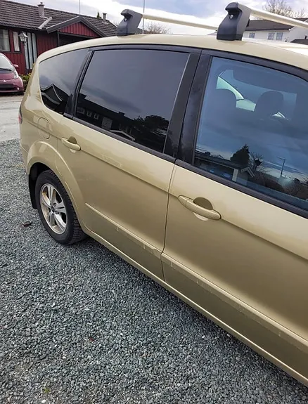 Ford S-Max 2007 photo 2