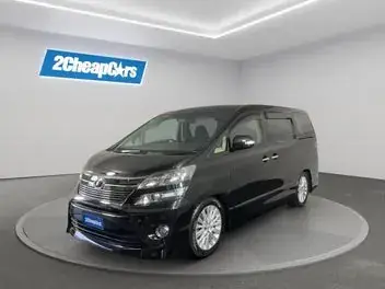 Toyota Vellfire 2013 photo 2