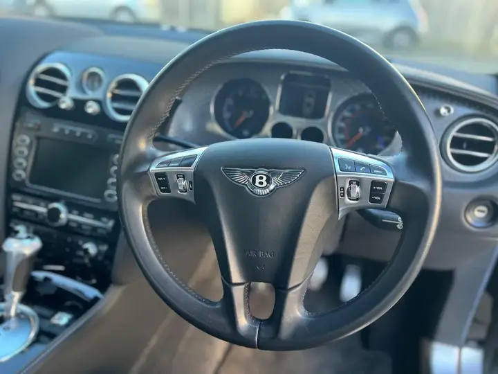 Bentley Flying Spur 2008 photo 5