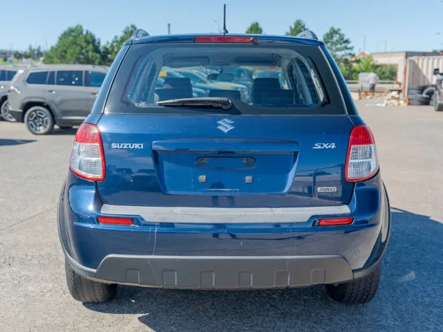 Suzuki Sx4 2010 photo 4