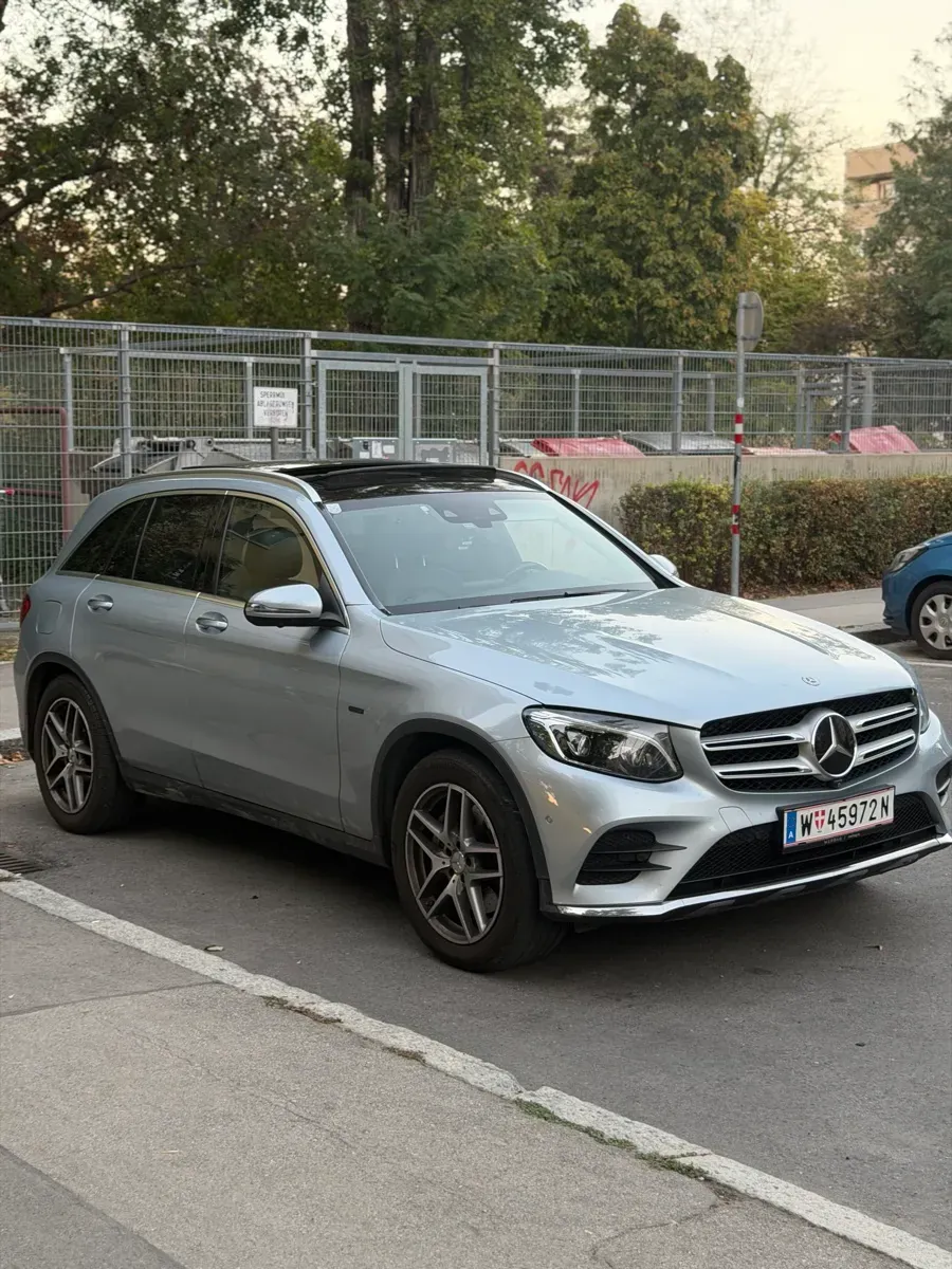 Mercedes-Benz Glc-Class 2018 photo 3