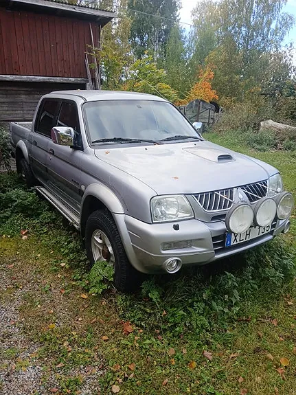 Mitsubishi L200