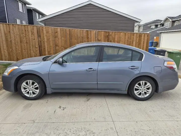 Nissan Altima 2012 photo 5