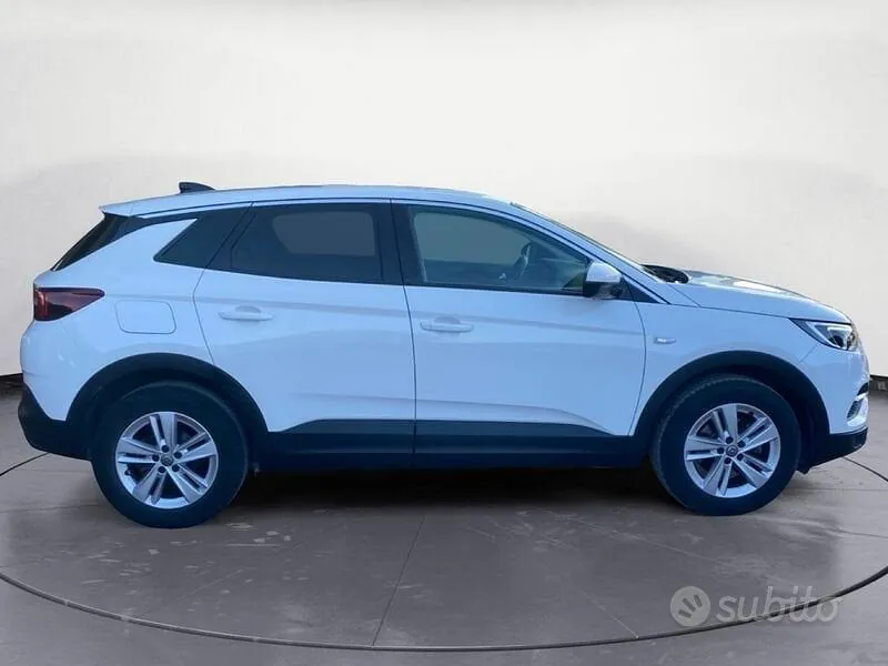 Opel Grandland X 2020 photo 4