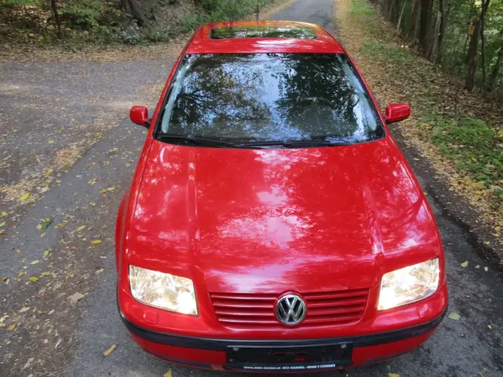 Volkswagen Bora 2003 photo 2