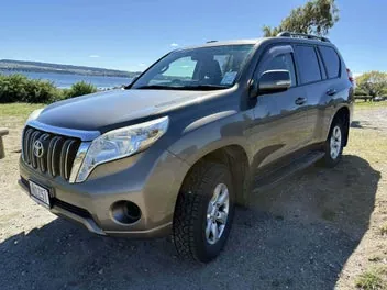Toyota Land Cruiser Prado 2014 photo 2