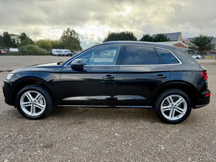 Audi Q5 2018 photo 4