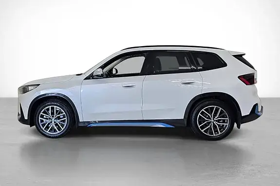 BMW Ix1 2023 photo 3