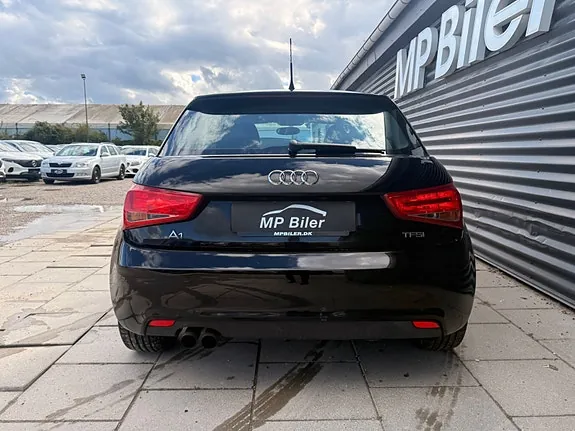 Audi A1 2011 photo 5