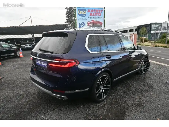 BMW X7 2023 photo 2