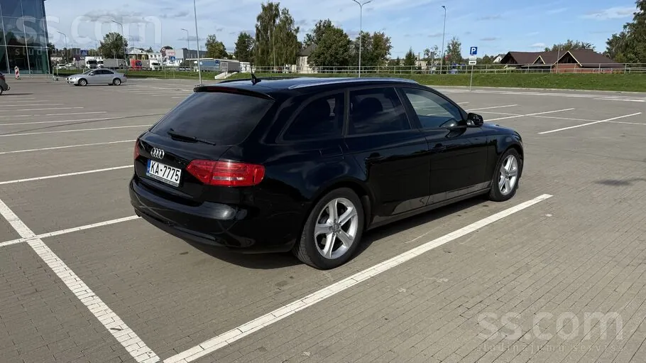 Audi A4 2013 photo 3