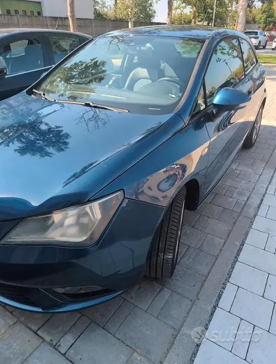 Seat Ibiza 2015 photo 3