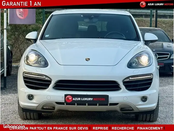 Porsche Cayenne 2013 photo 2