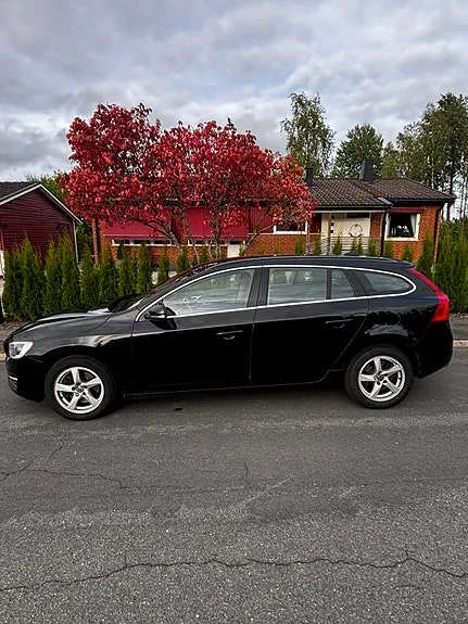 Volvo V60 2015 photo 4