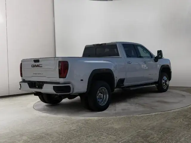 GMC Sierra 3500Hd 2026 photo 5
