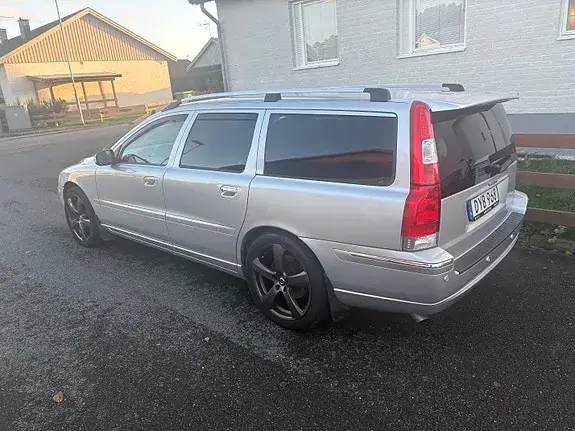 Volvo V70 2007 photo 4