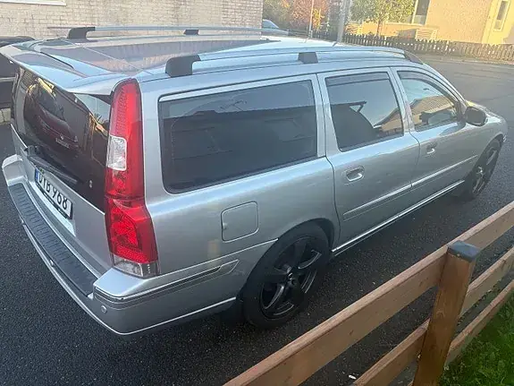 Volvo V70 2007 photo 3