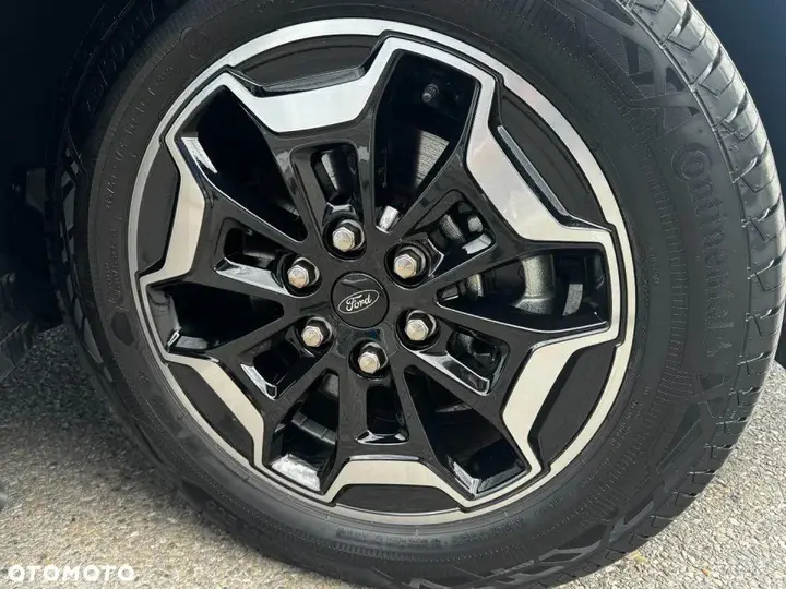 Ford Tourneo Custom 2026 photo 4