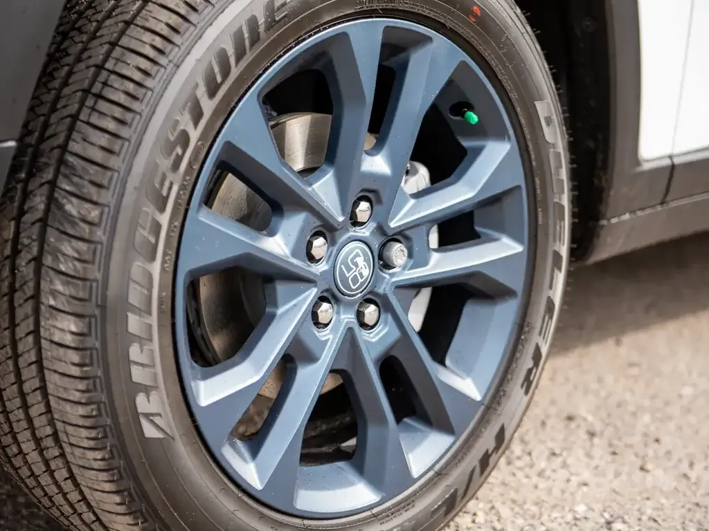 Jeep Grand Cherokee 2026 photo 3