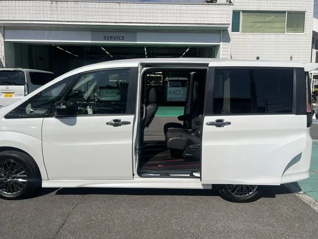 Honda Stepwgn 2020 photo 2