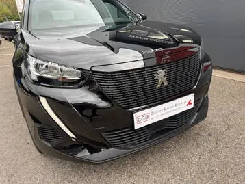 Peugeot 2008 2023 photo 2