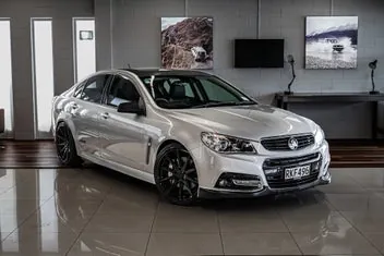 Holden Commodore 2015 photo 2
