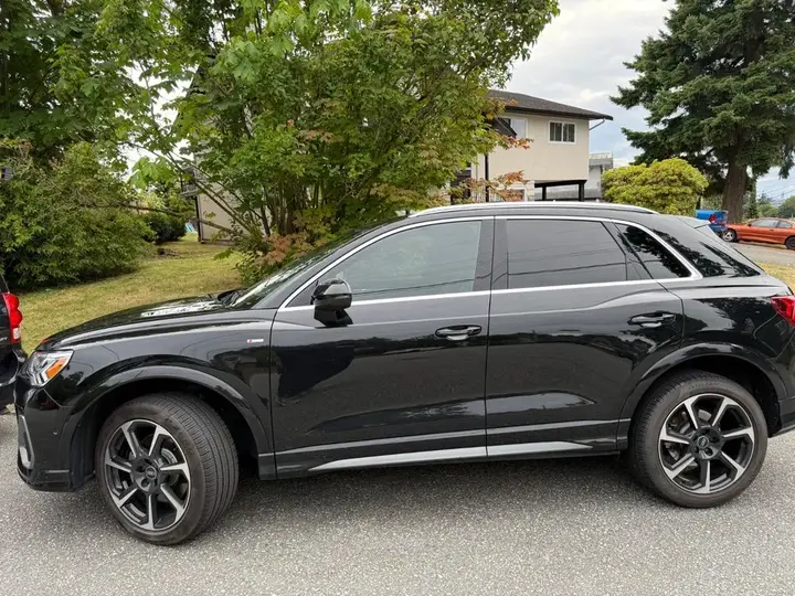 Audi Q3 2021 photo 4