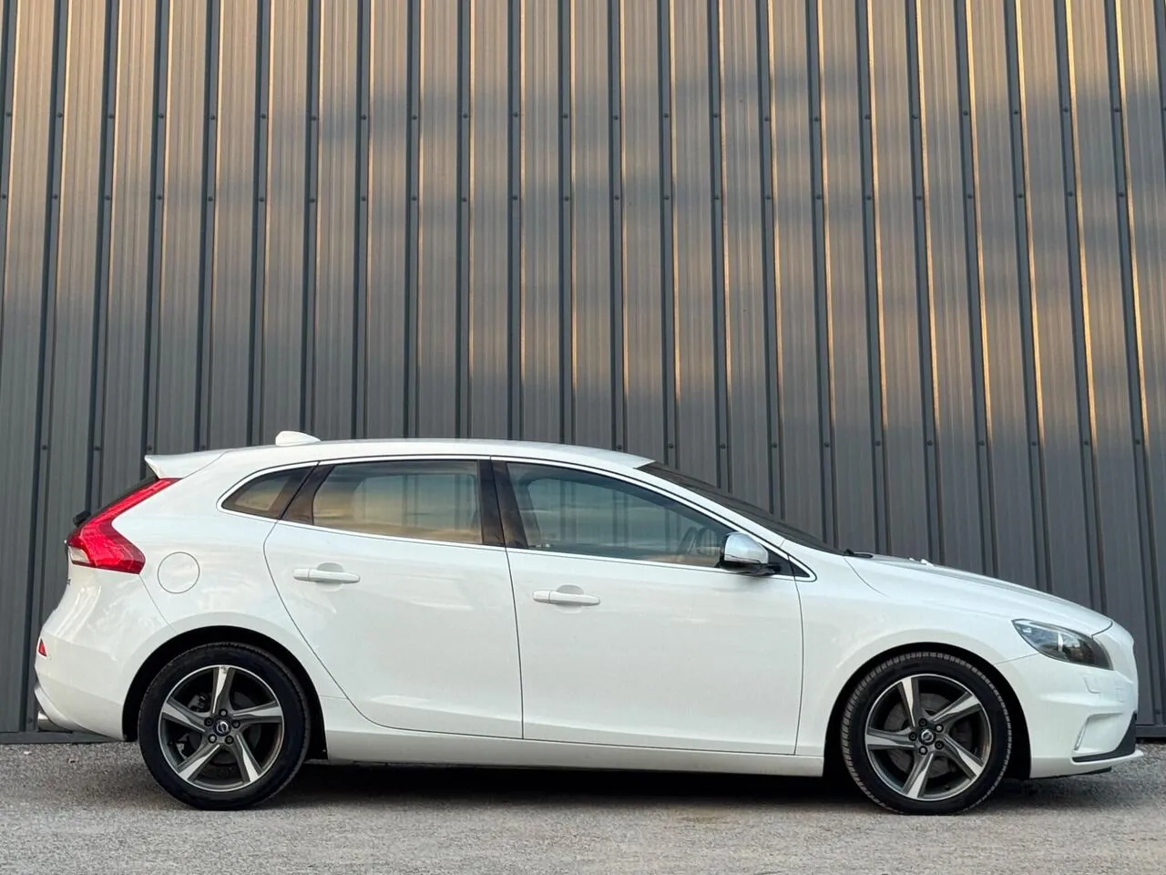 Volvo V40 2014 photo 5