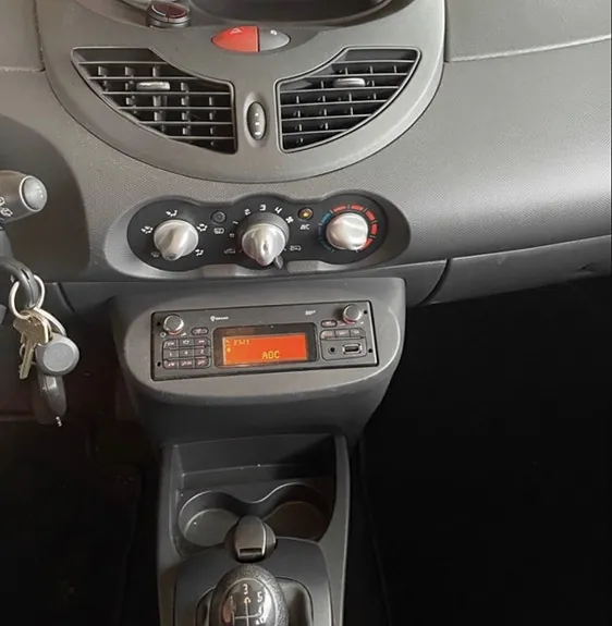Renault Twingo 2012 photo 4
