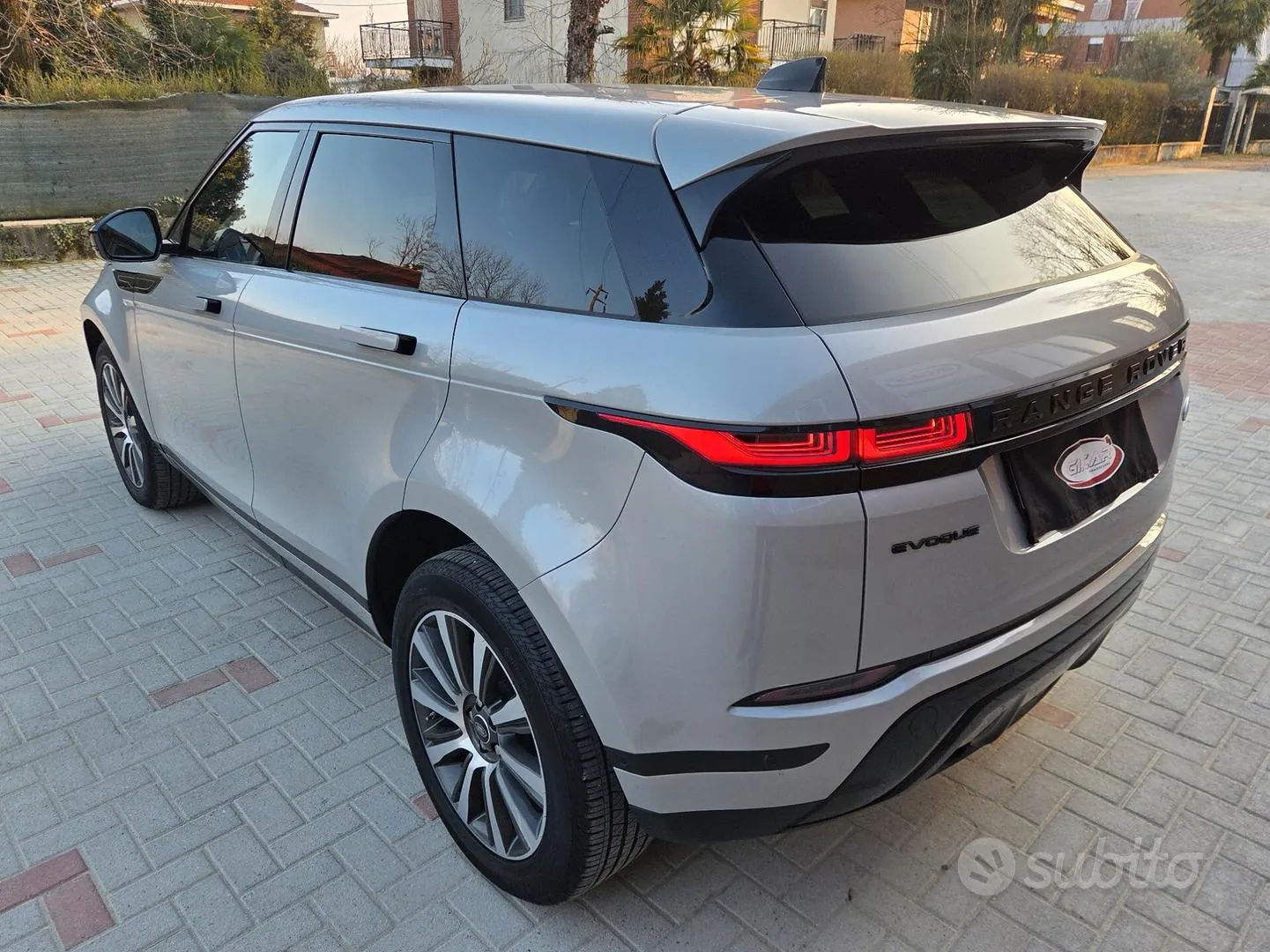 Land Rover Range Rover Evoque 2021 photo 4