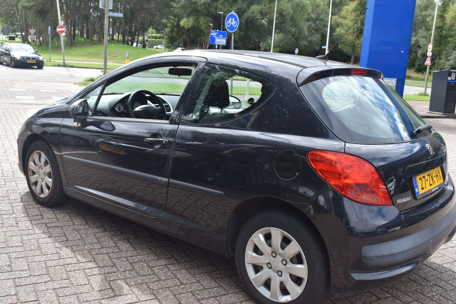 Peugeot 207 2008 photo 3