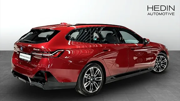 BMW 530E 2026 photo 2