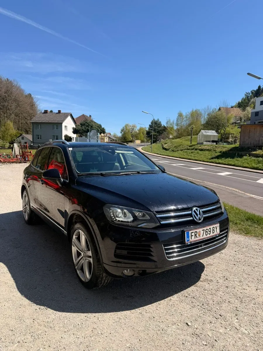Volkswagen Touareg 2010 photo 2