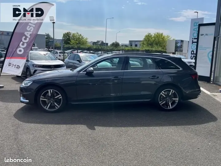 Audi A4 2021 photo 2