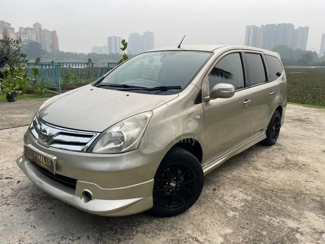 Nissan Grand Livina
