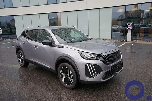 Peugeot E-2008